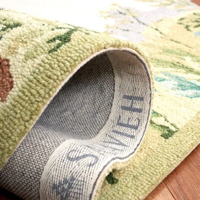 Chelsea HK295 Hand Hooked Area Rug - Safavieh - Image 3