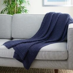 Larza Throw Blanket - Safavieh