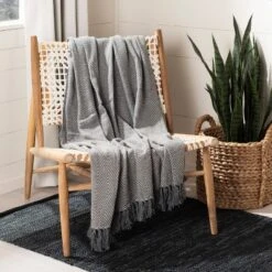 Amada Throw Blanket - Grey - 50" X 70" - Safavieh