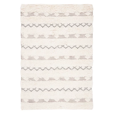 Ashlee Geometric Design Woven Rug - Safavieh - Image 5