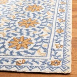 Hooked Reyna Rug - Safavieh