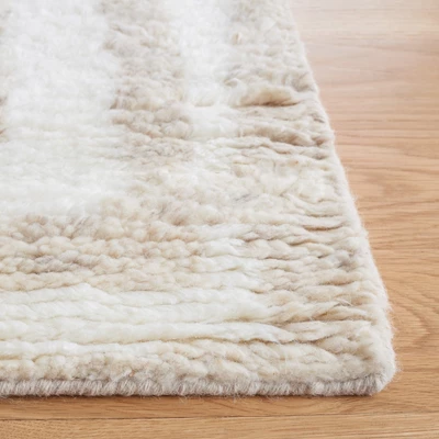 Casablanca CSB541 Hand Knotted Area Rug - Safavieh